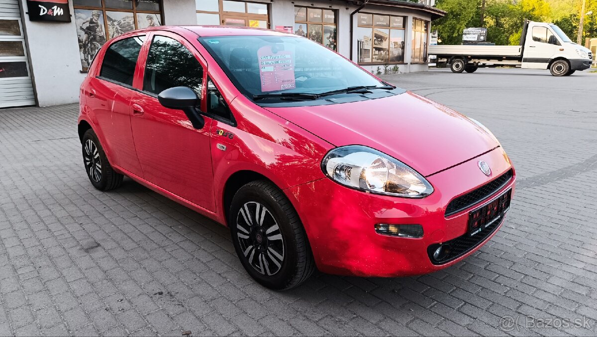 Fiat Punto Young 1.4b 2015rv