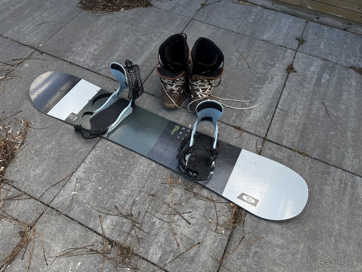 GRAVITY SILENT snowboard