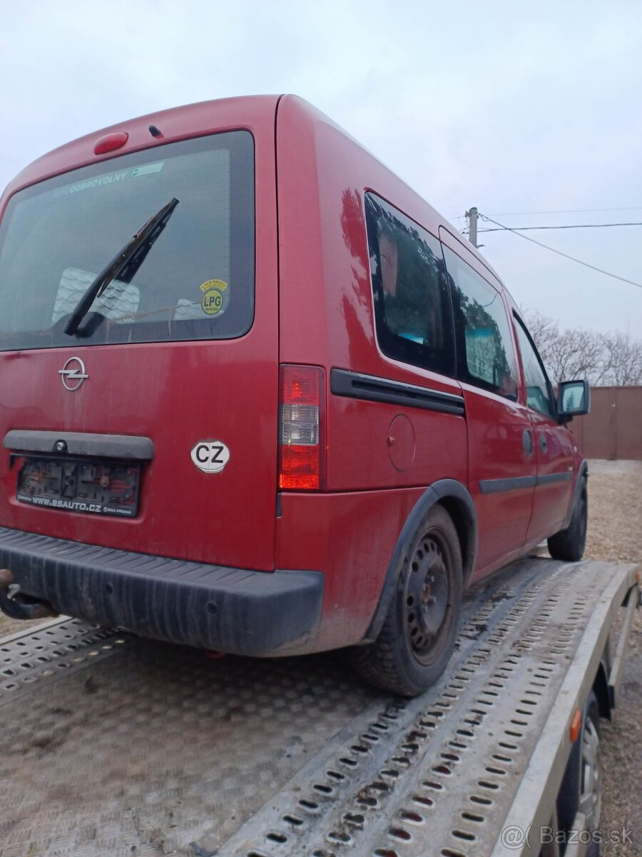 rozpredám Opel Combo 1.4 16v 66kw Z14XEP