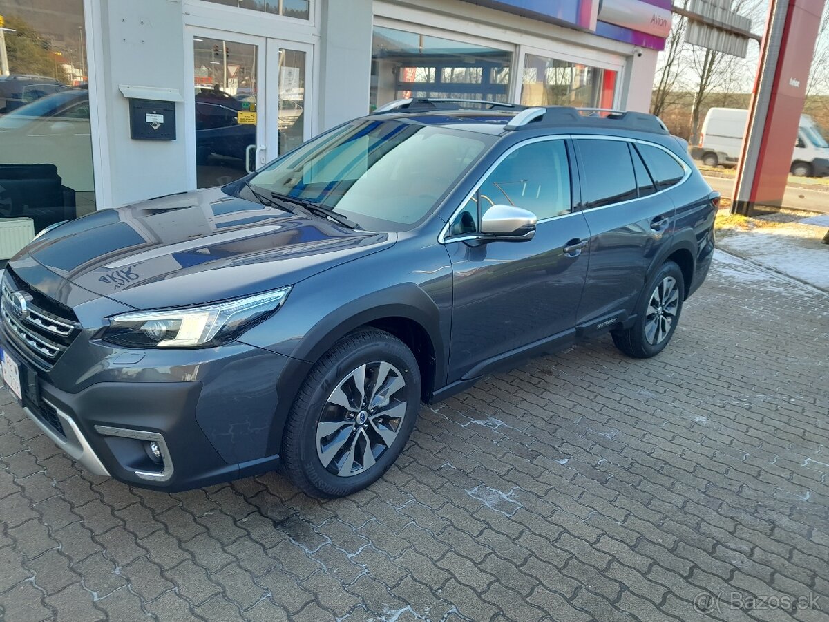 Subaru Outback 2.5i ES Premium AWD Lineartronic