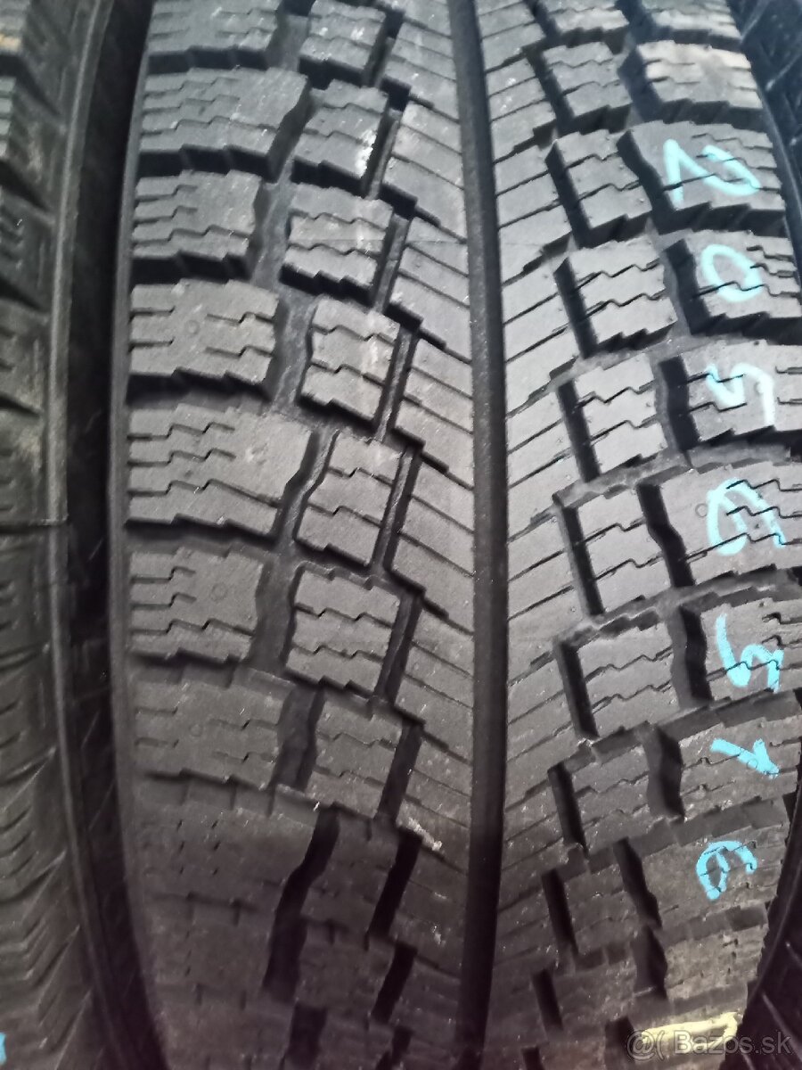 205/65 R16 C 107/105 R  Vranik