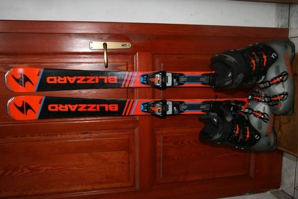 lyže blizzard 154 cm , drevo , titan