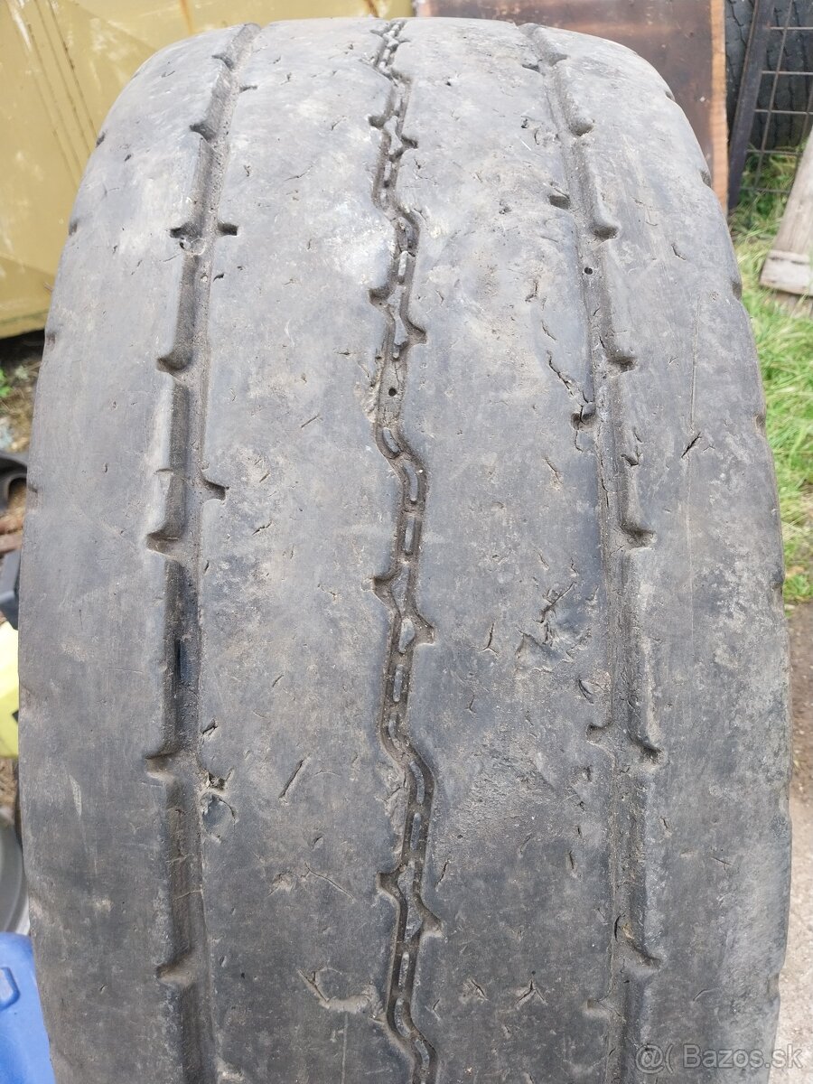 Pneu 385/65R22,5