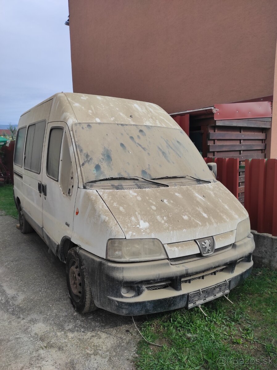 Predám Peugeot Boxer Hdi 9 miestne.