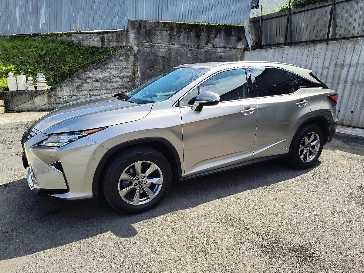 Lexus RX 1.MAJ.ČR/ACC/NAVI/KAMERA/ALCANTARA/TAŽNÉ/ALU/PDC/PC