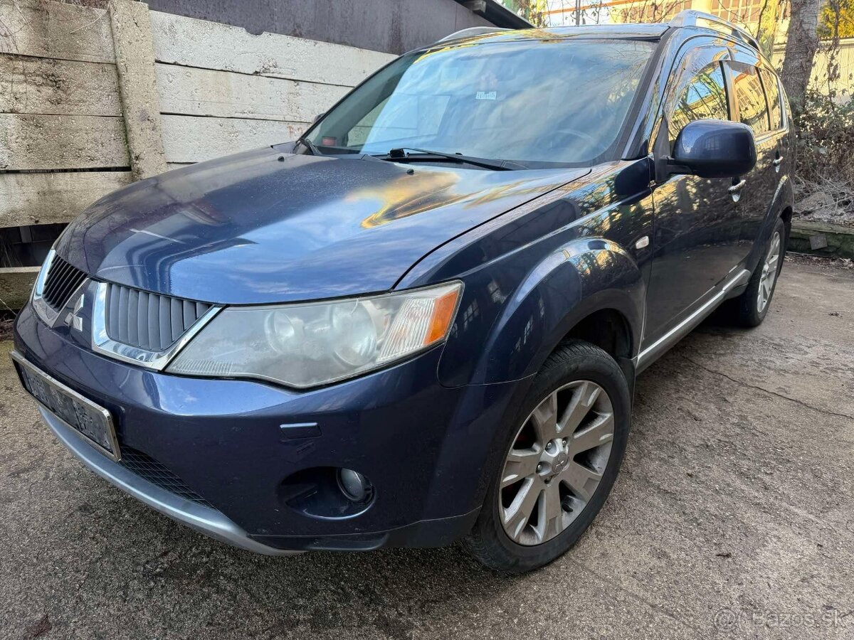 rozpredam Mitsubishi Outlander 2.2 di-d instyle 115kw rv2009