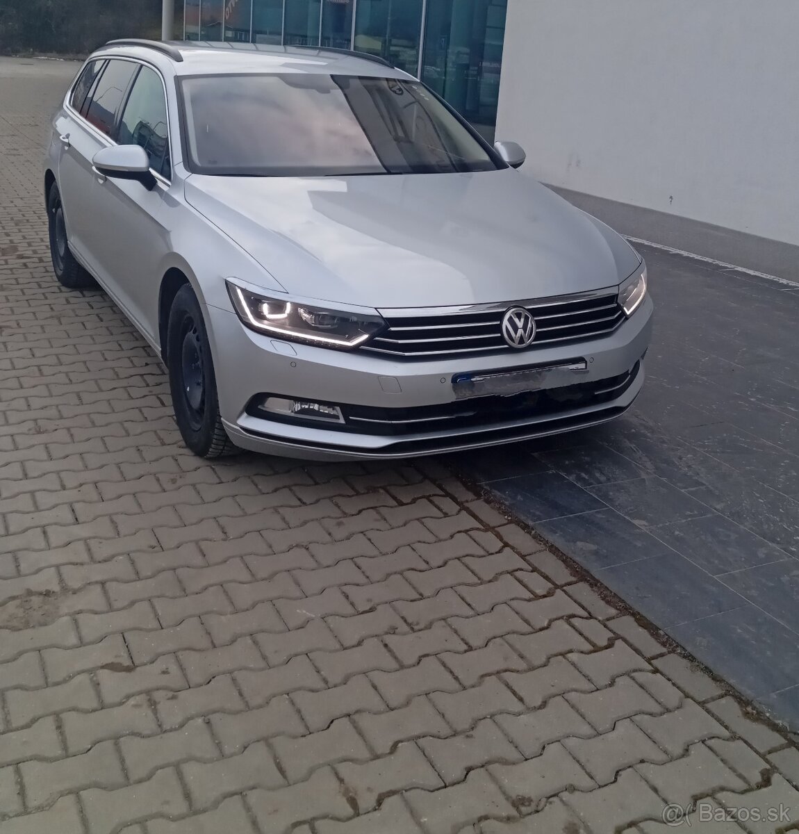 Predám wolksvagen Passat B8 2l 110kw rv2015