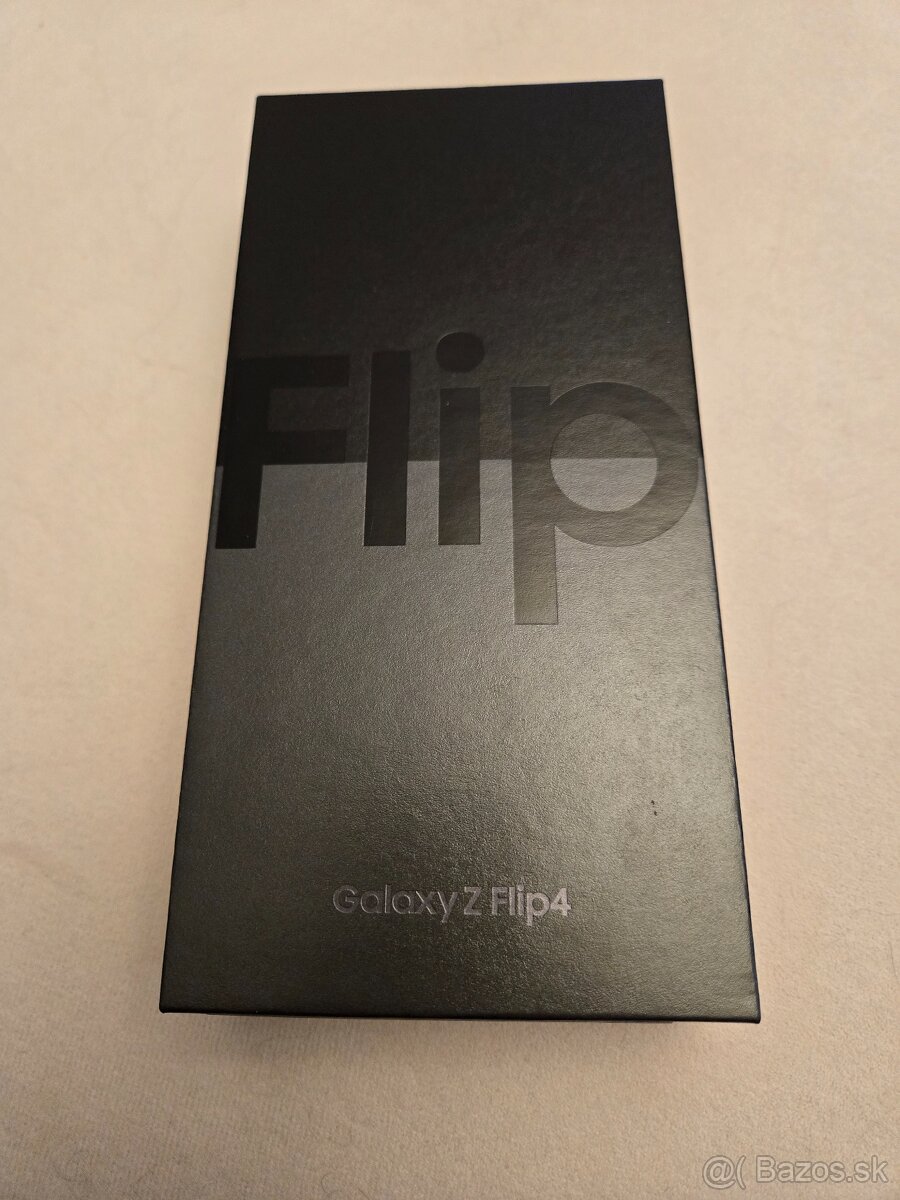 Samsung galaxy z flip 4