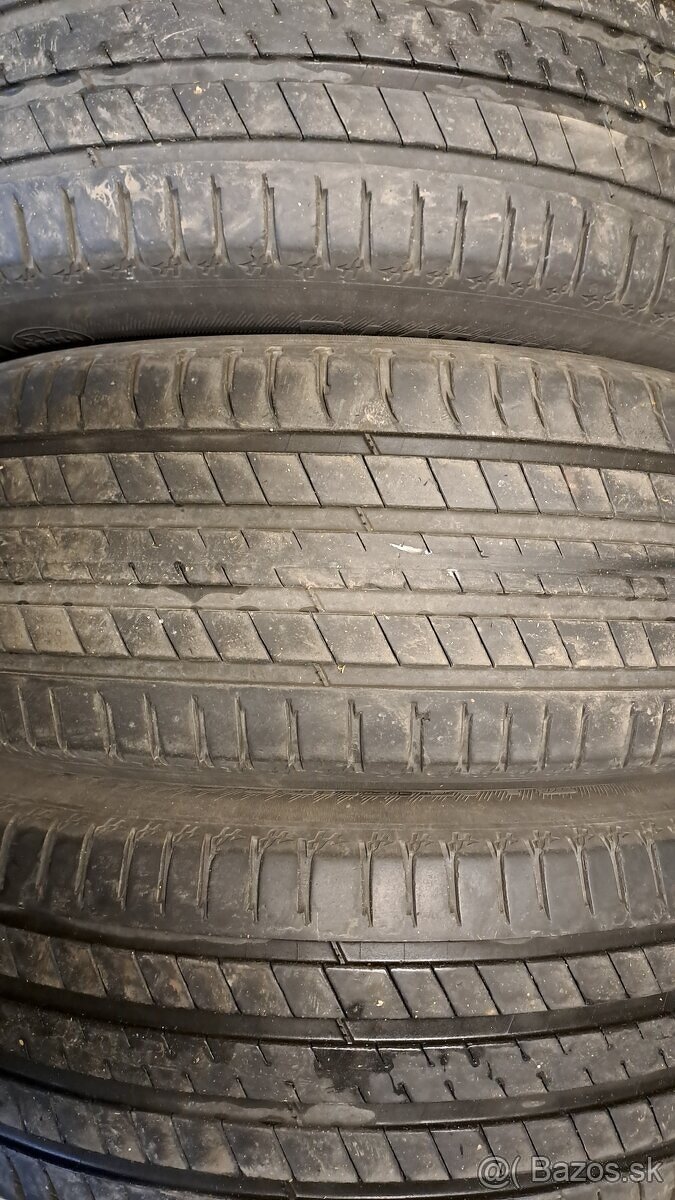 Predám 3ks jazdené letné 235/60r18-103W Michelin