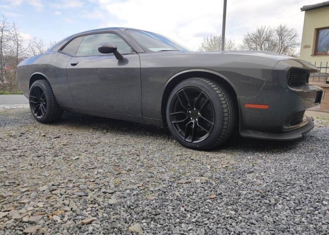 Dodge Challenger 3.6 V6,SRT,4X4,AWD,2019,2xsada benzín