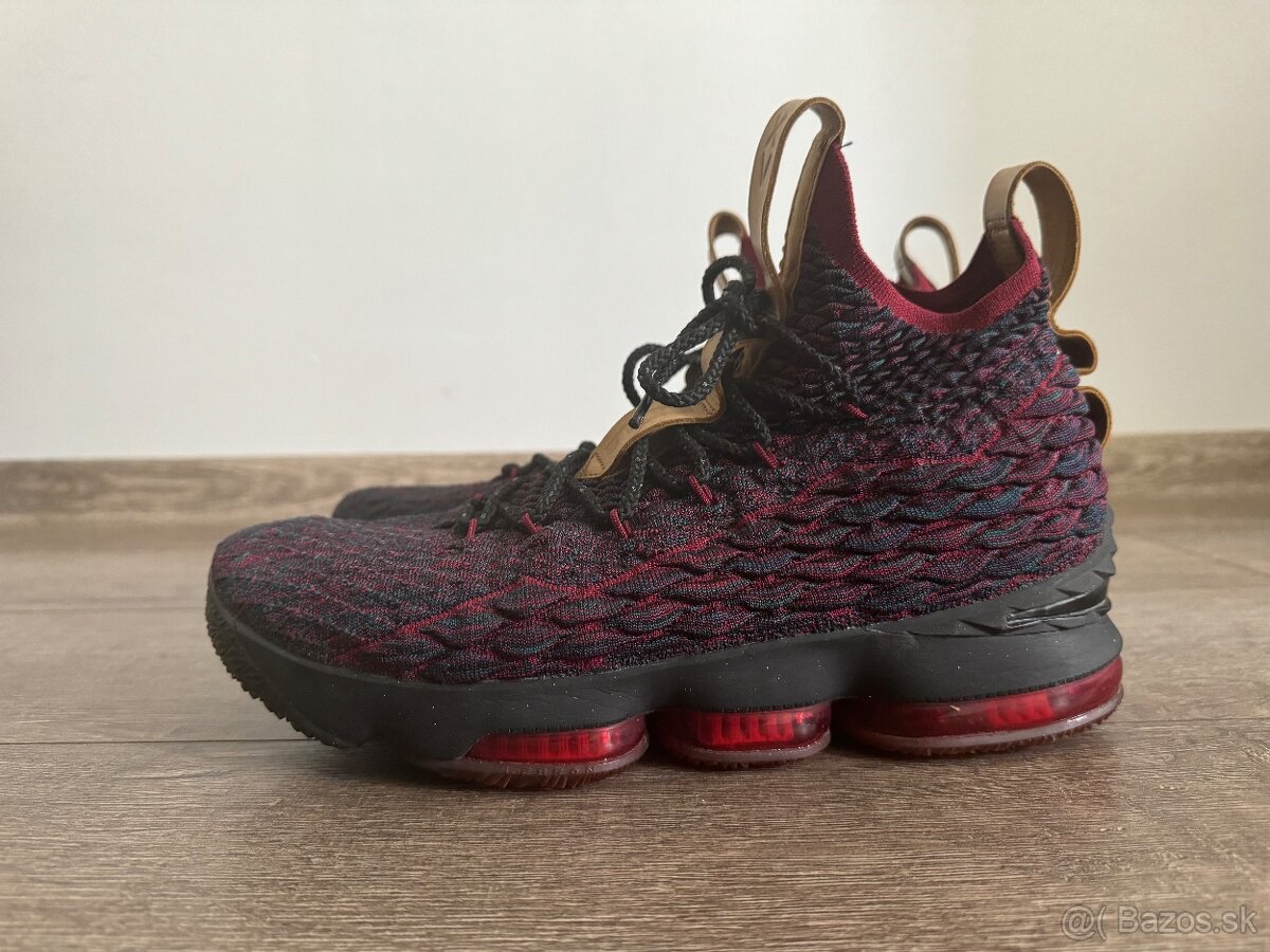 Nike LeBron 15 New Heights 44.5 panske