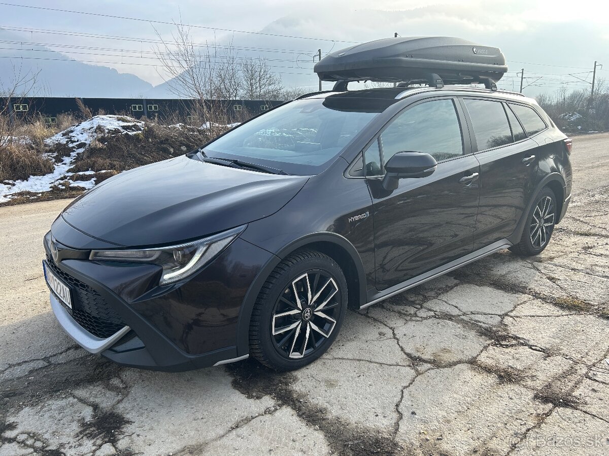 Toyota corolla hybrid Trek 2.0