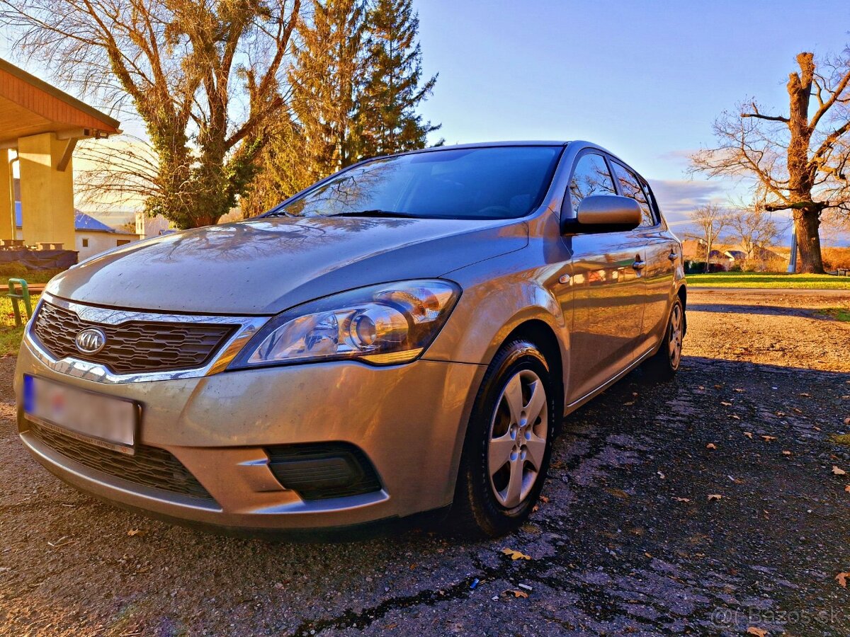 Kia ceed, rok 2010, 1,4benzín