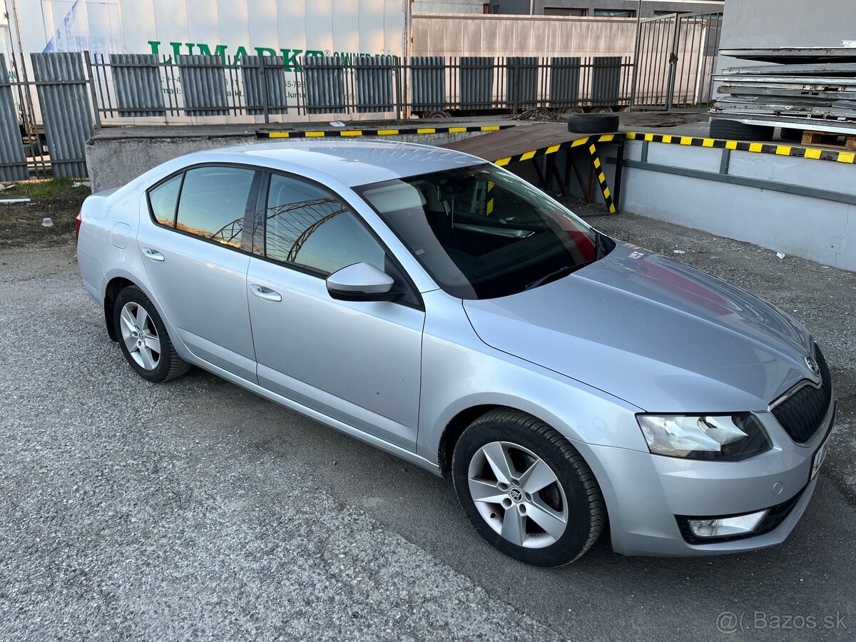 Rozpredám Octavia III Liftback 2.0 TDI M6