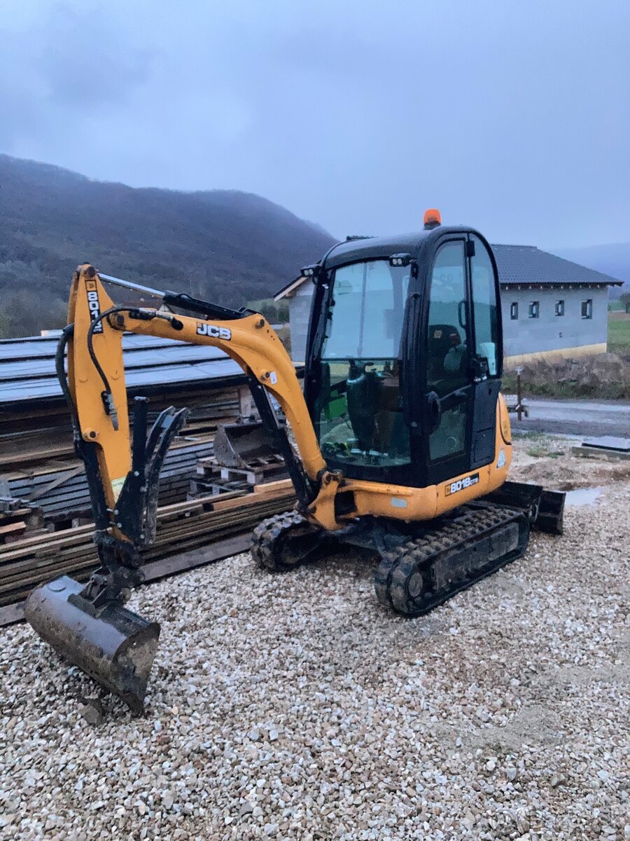 Jcb 8018 minibager