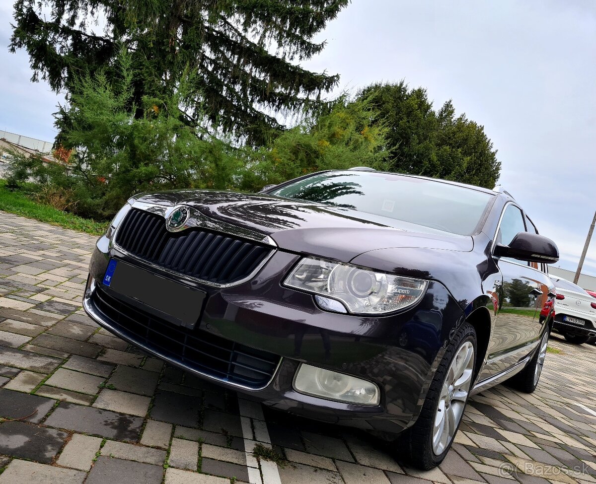 Škoda Superb Combi 2.0 TDI DSG LAURIN&KLEMENT R.V.2011.