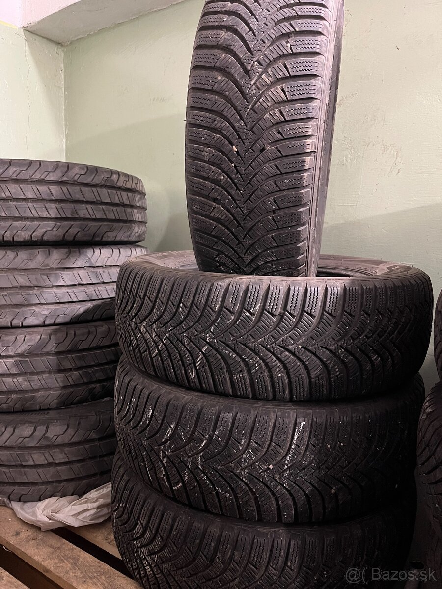 Zimne 205/65R15 Hankook winter icept RS2