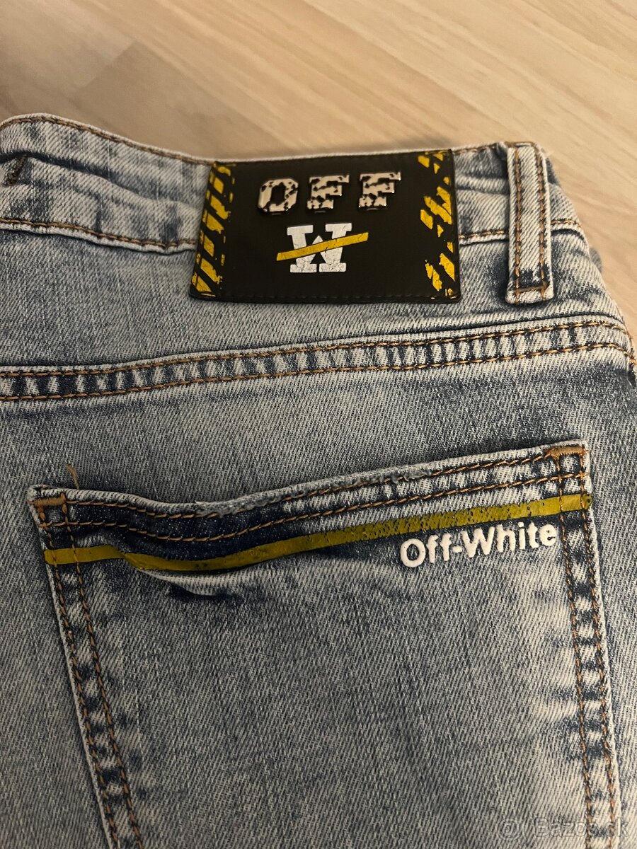 Off white jeansy