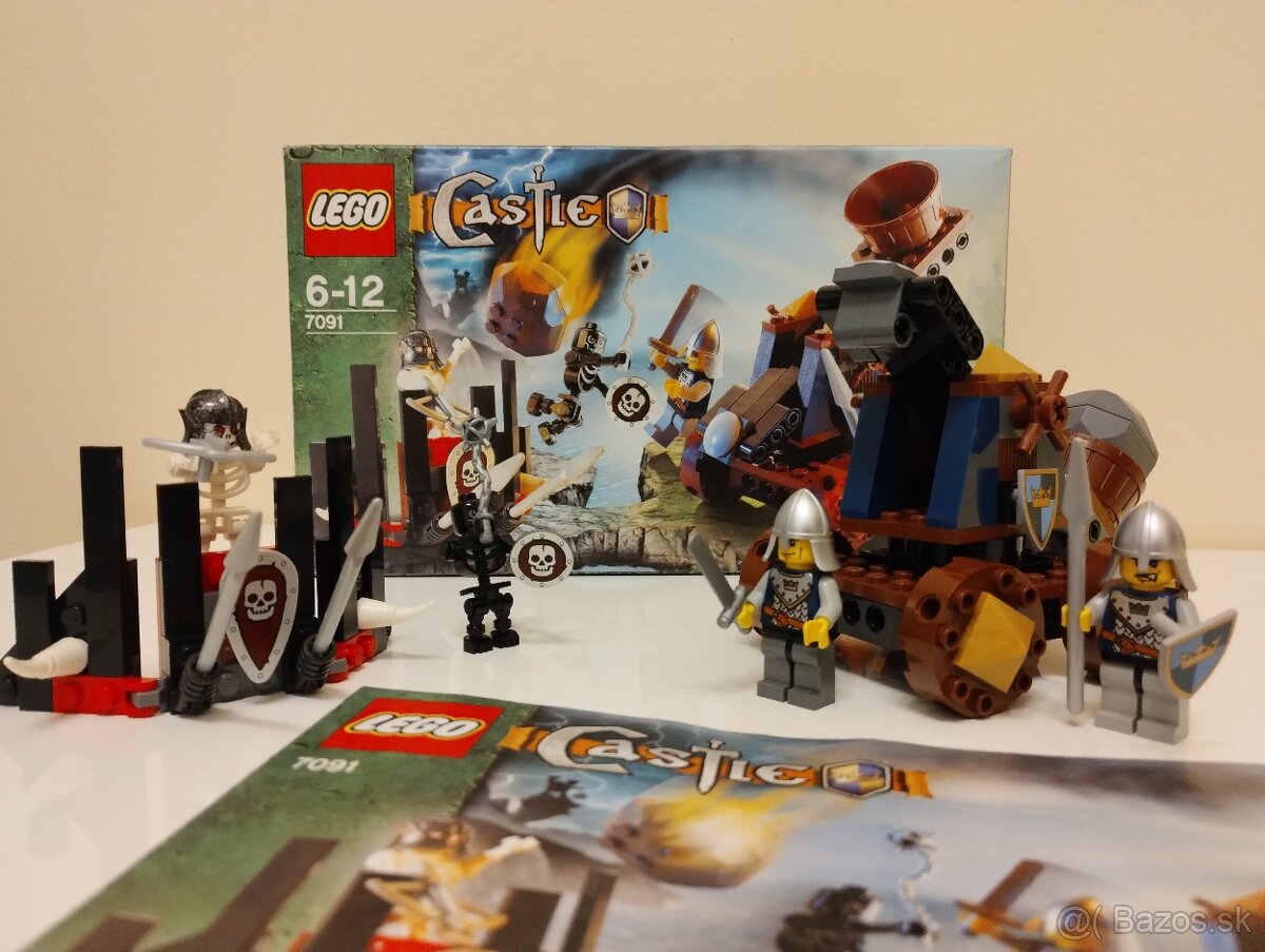 LEGO Castles 7091 Knight's Catapult Defense