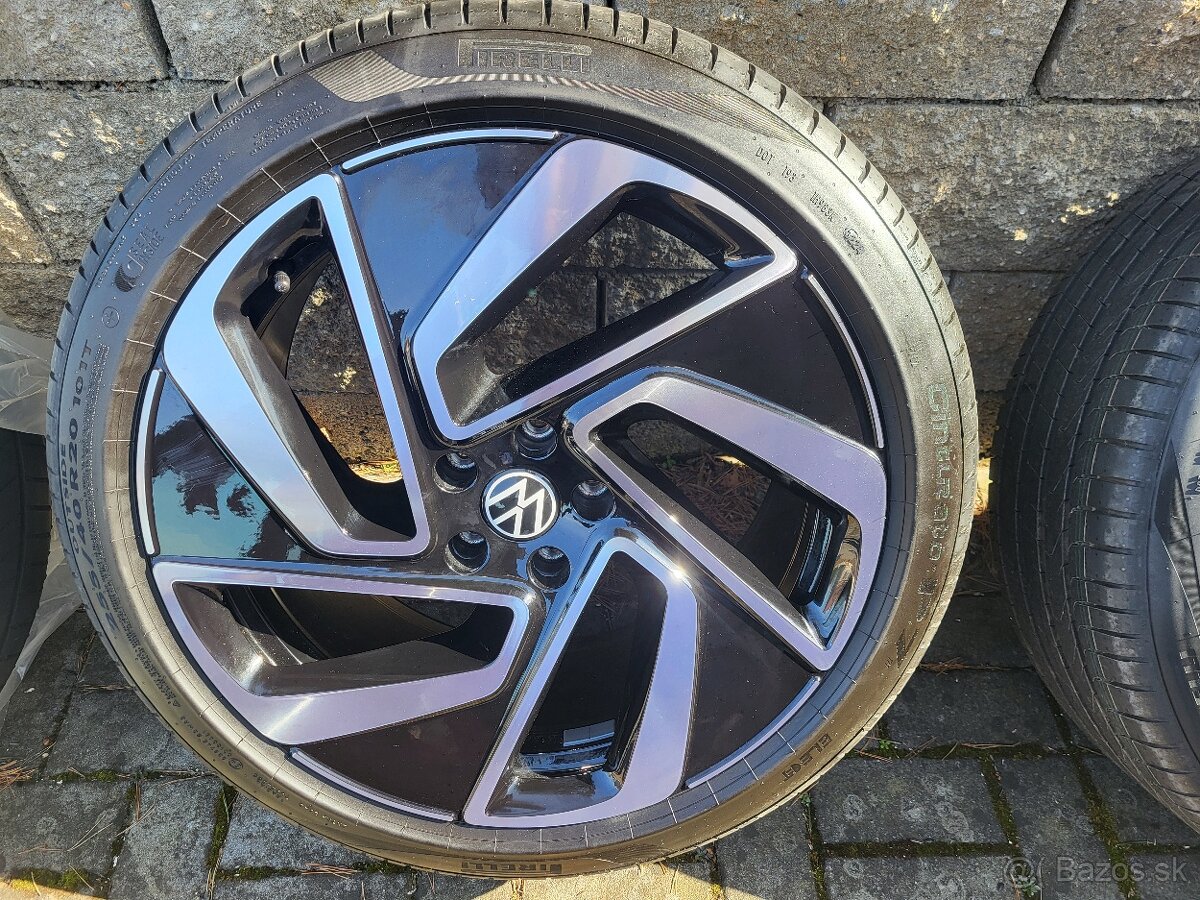 20" NOVÉ Letní VW Montreal ID.7 Original Alu 235/45/ 255/40