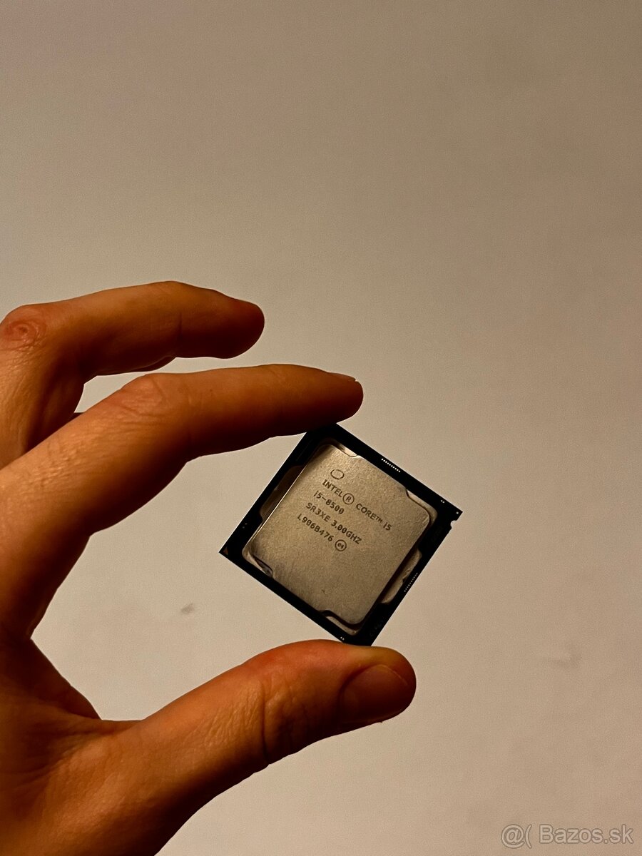 Intel Core i5-8500