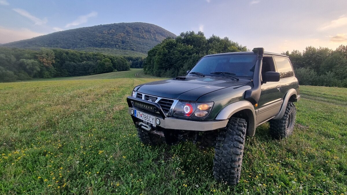 Predám Nissan Patrol  y61