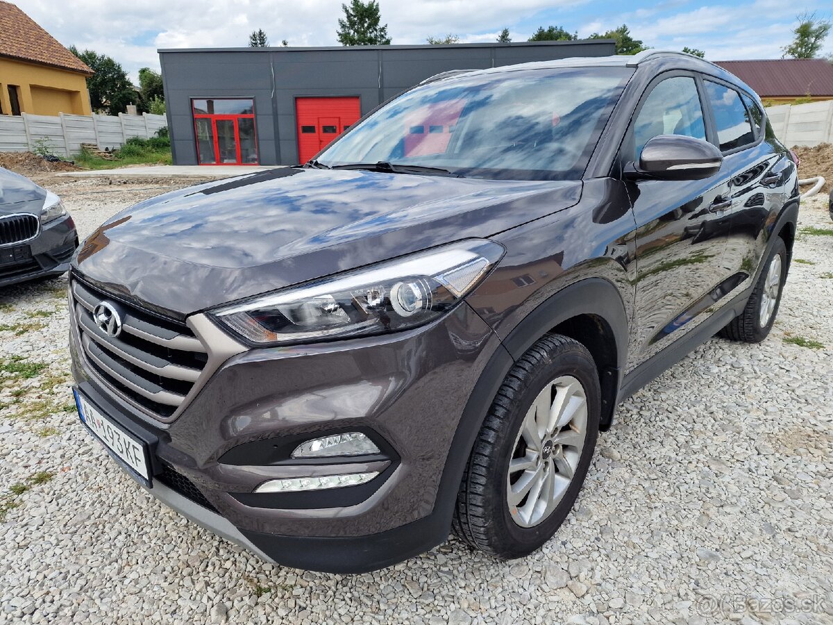 Hyundai Tucson 1.7 CRDi Family (218 000km)