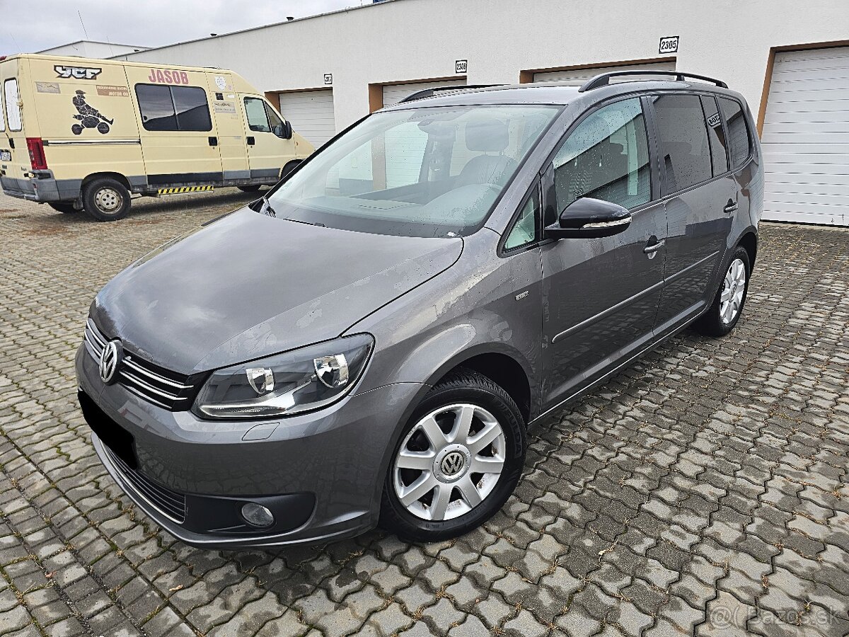 Volkswagen Touran 1.2 TSI M6 Match Tážné R16