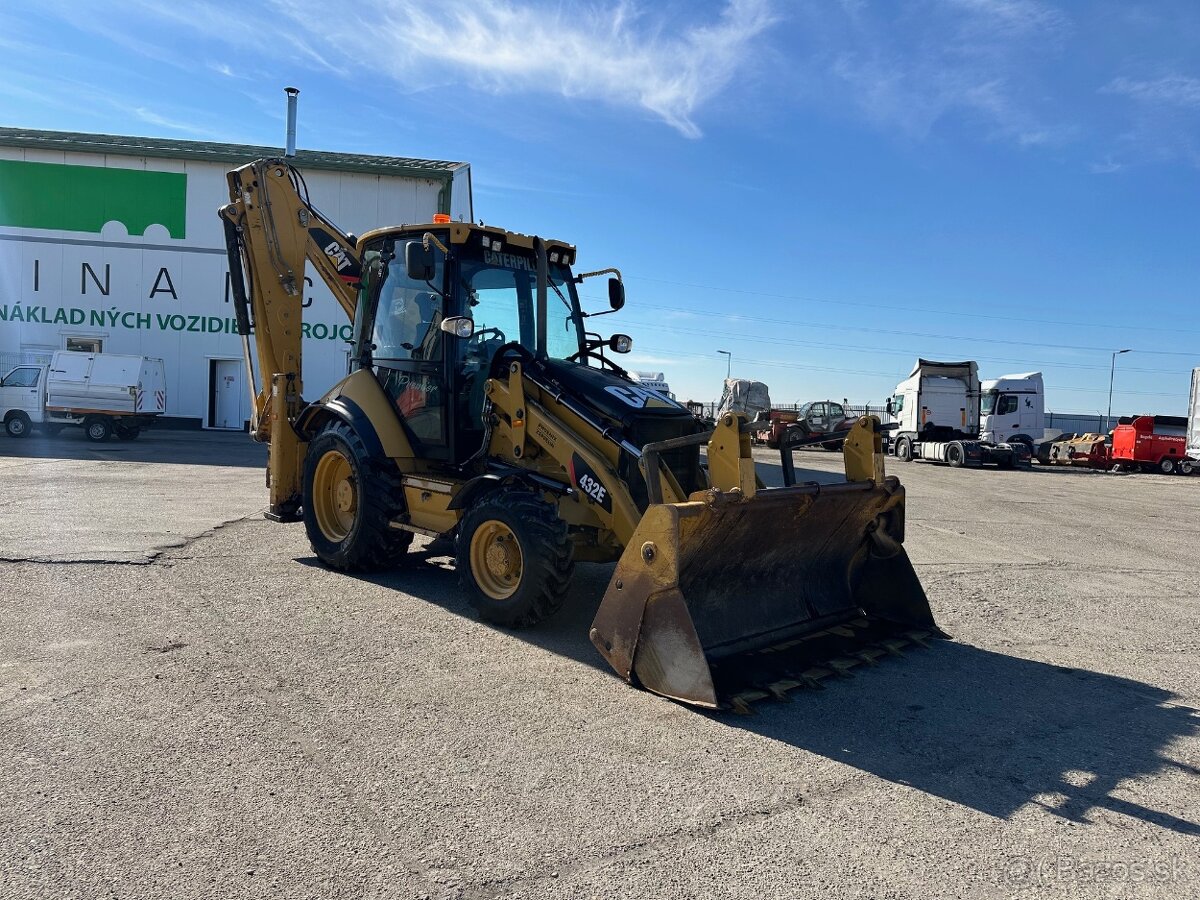 CATERPILLAR 2012 VIN 681