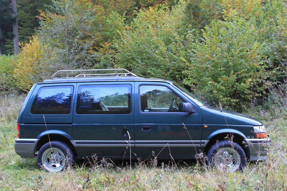 2x Chrysler Voyager ES