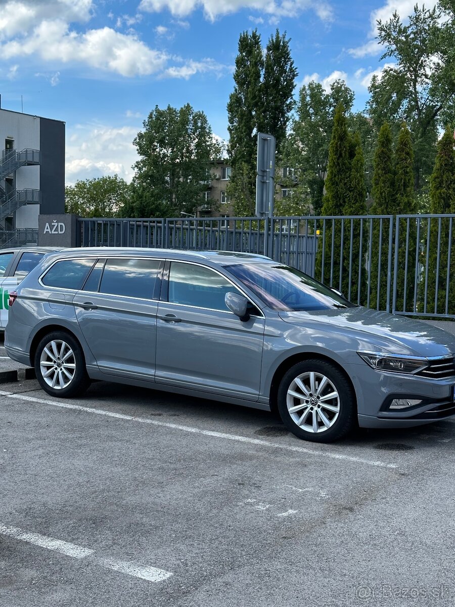 Volkswagen Passat 2.0 2022