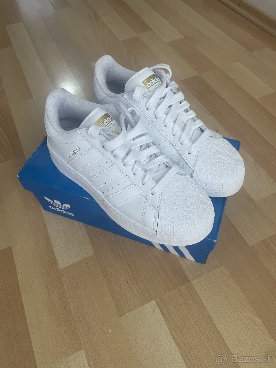 Adidas superstar