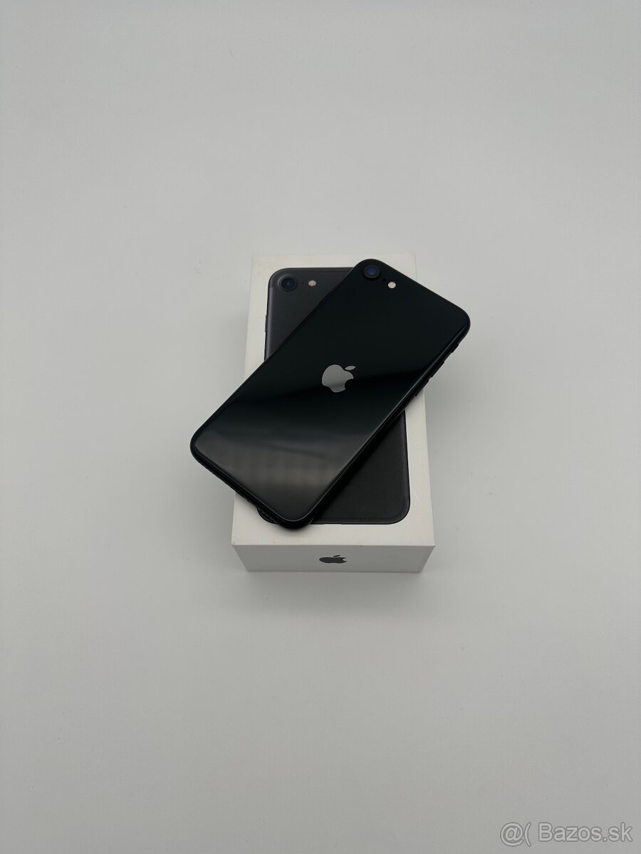 iPhone SE 2020 64GB Black KOMPLET + DARČEK