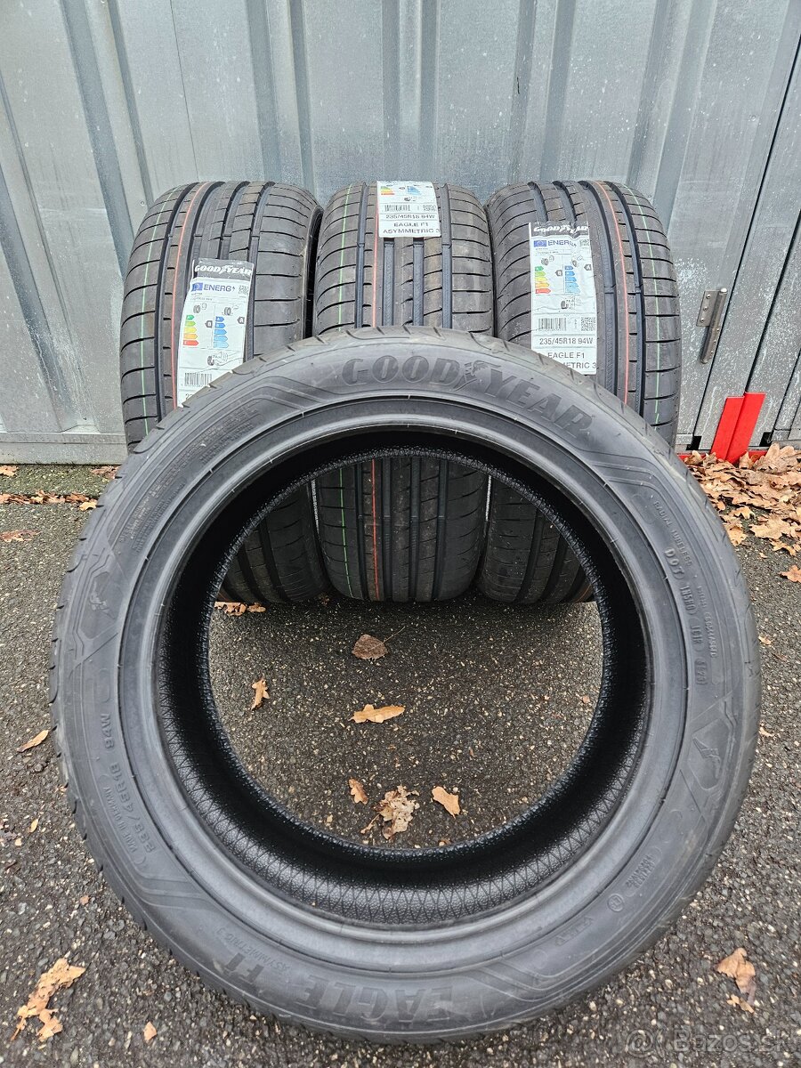 Nové letní pneu GoodYear 235/45 R18 94W