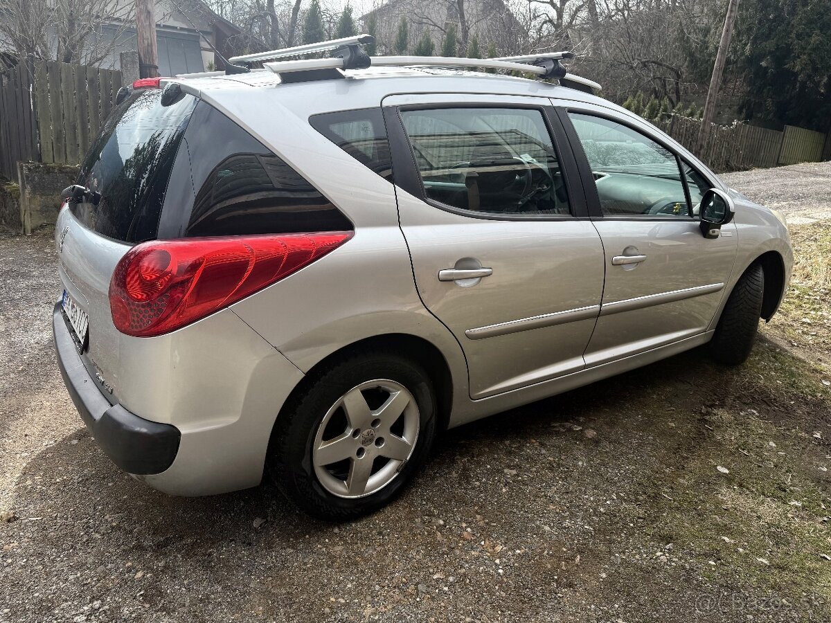 Peugeot 207sw 1.6HDI Panorama