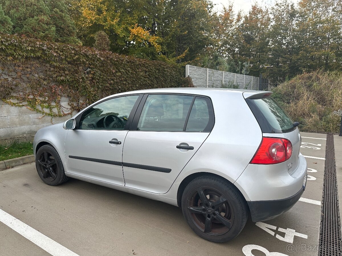 Volkswagen golf V 2005 140.200km