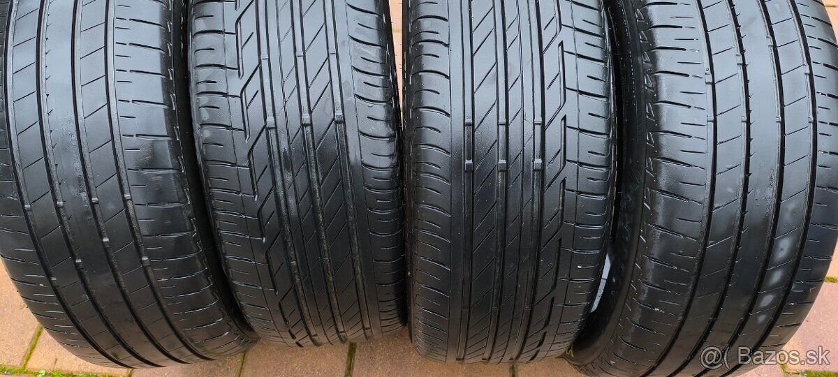 Bridgestone Turanza T005A a T001 225/45 R19 92W