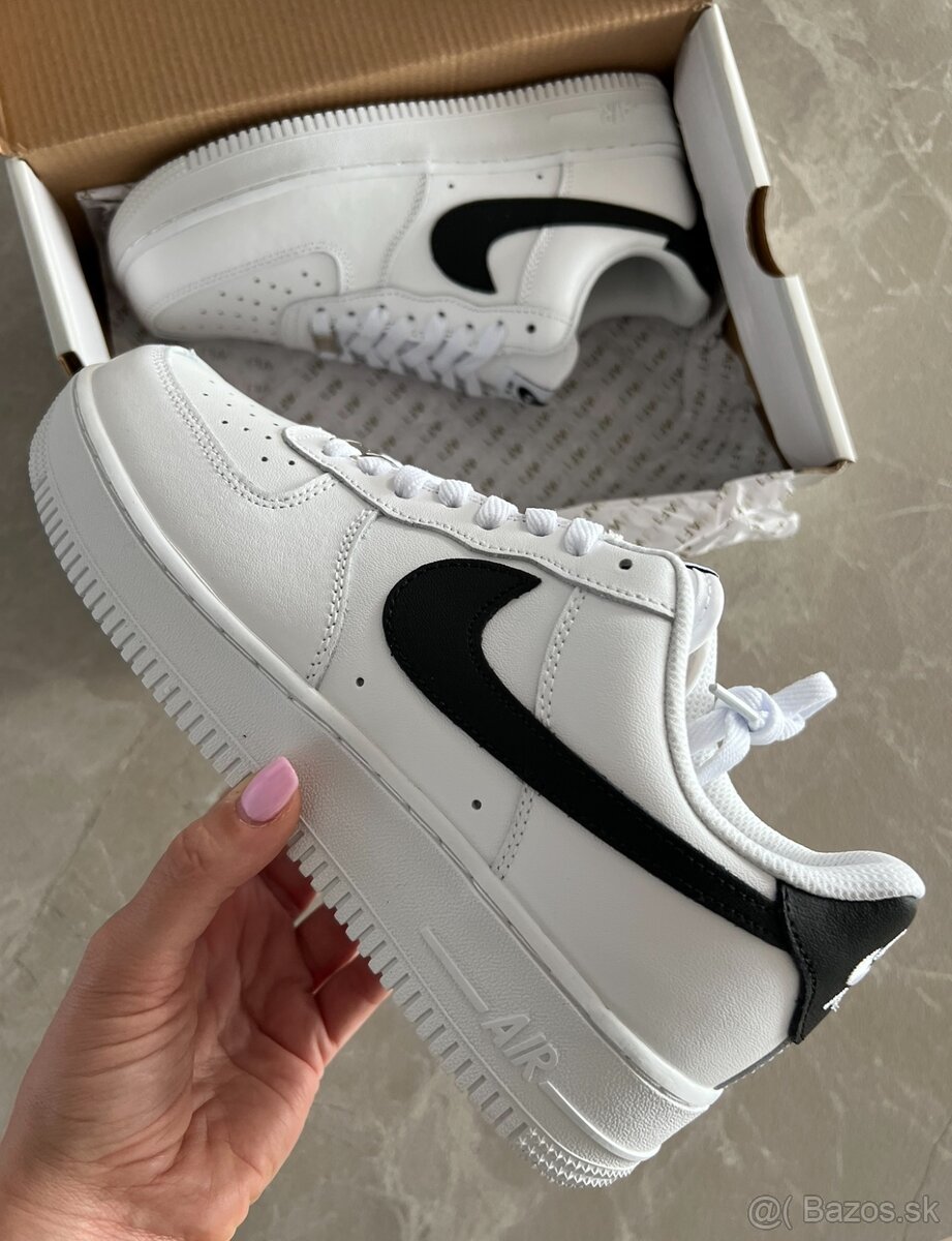 Nike Air Force 1 bielo čierne tenisky