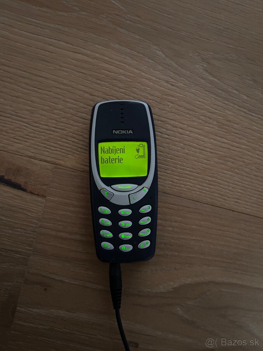 Nokia 3310 - stará, plne funkčná