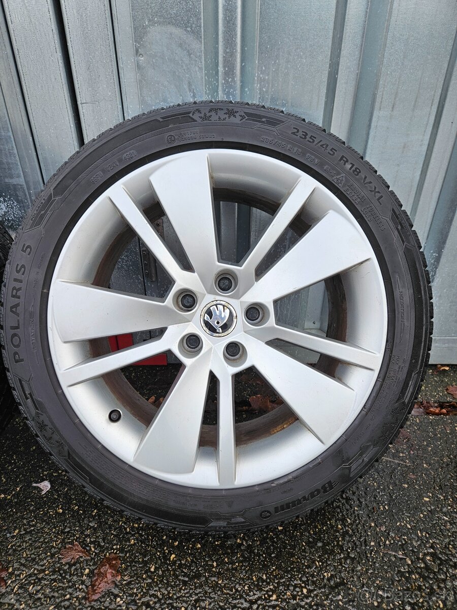 Zimní alu kola Zenith 18" Škoda Superb 235/45 R18