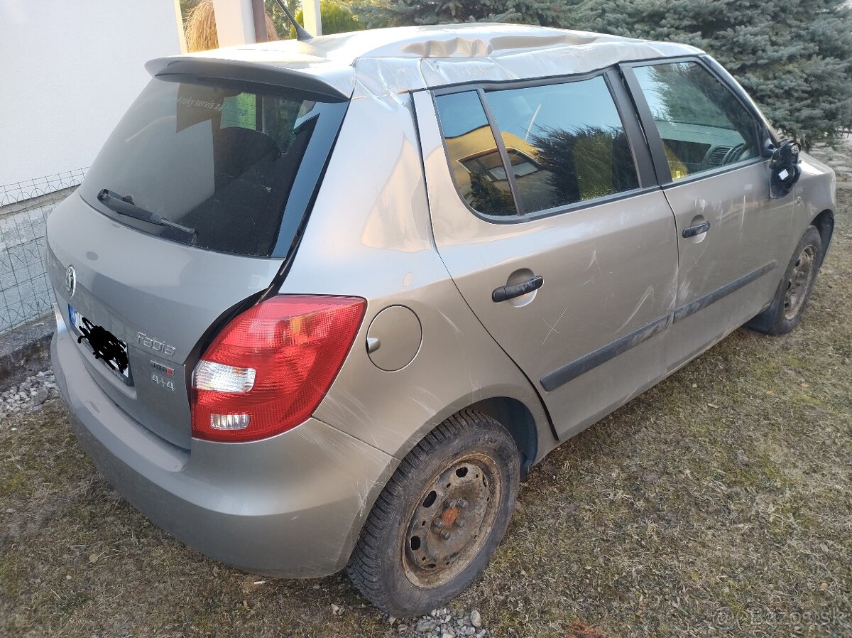 Škoda Fabia 2 1,2HTP 51kw  R.2012 KM-52.510