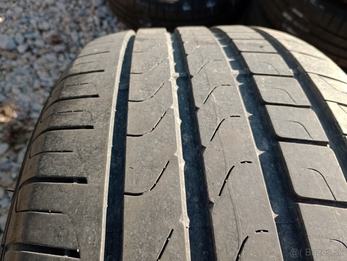 Predam 2ks pneu 255/45/r20  letne 101W  Pirelli