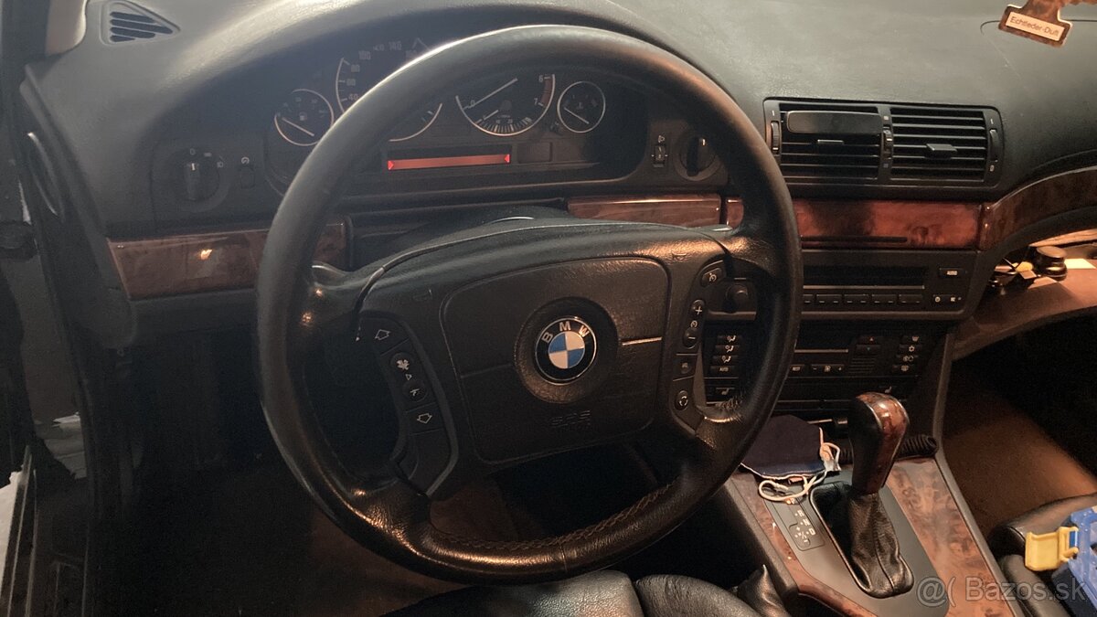 BMW E39 volant