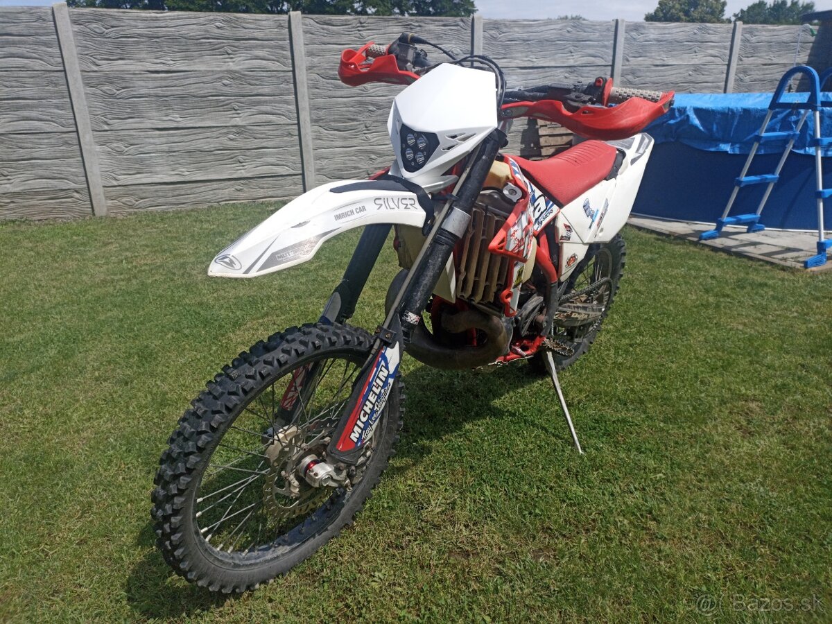 Beta RR 300