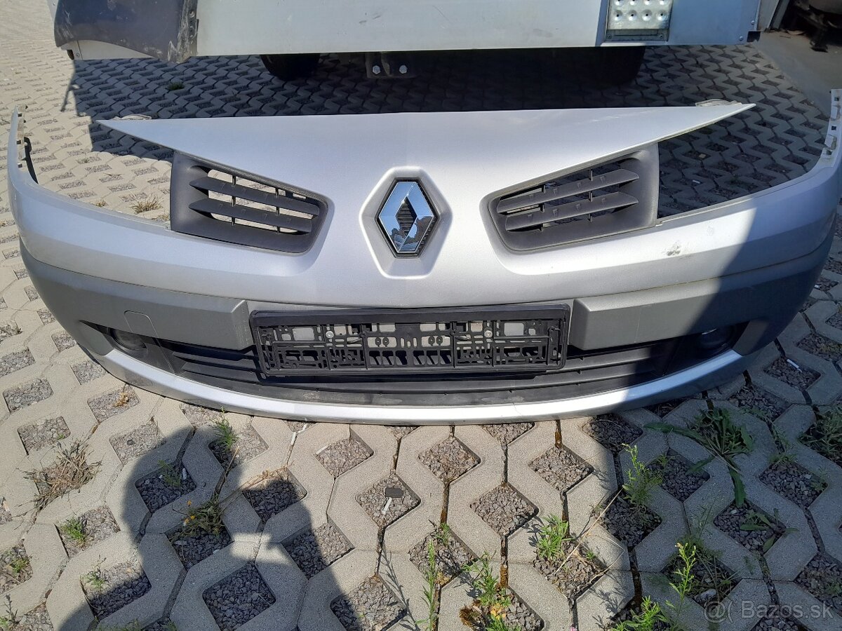 Nárazník Renault Megane II facelift