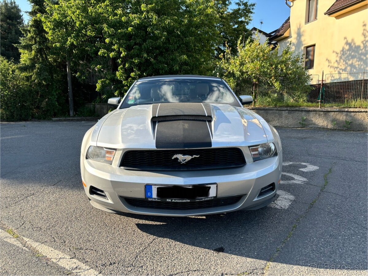 Ford Mustang 3.7 V6 r.v. 2011 + LPG cabrio - po servise