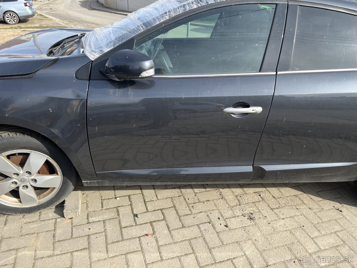 dvere Renault fluence