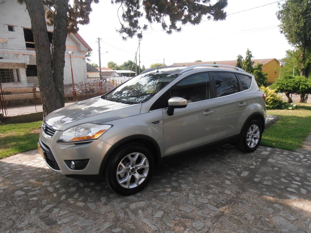 Ford Kuga 2.0 TDCi DPF Titanium 2WD