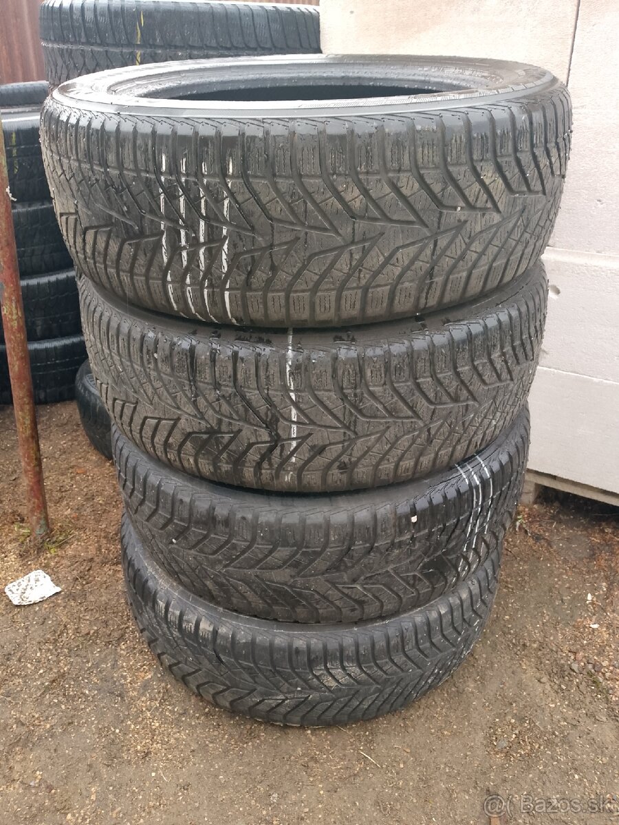 Predám Zimné Pneumatiky 225/55 R19