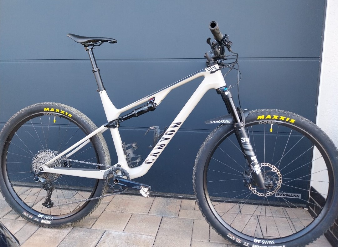 Canyon Lux Trail CF 2022